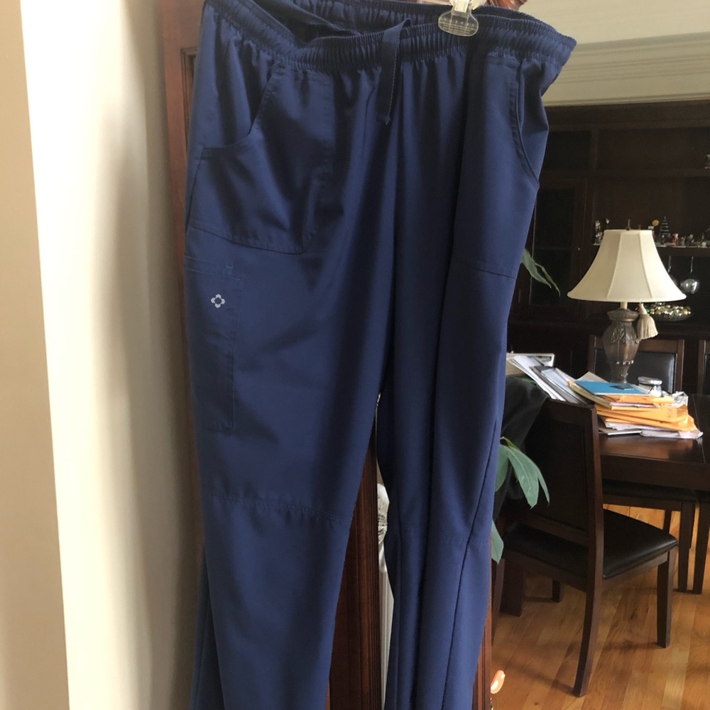 Perfect stretch scrubs bottoms